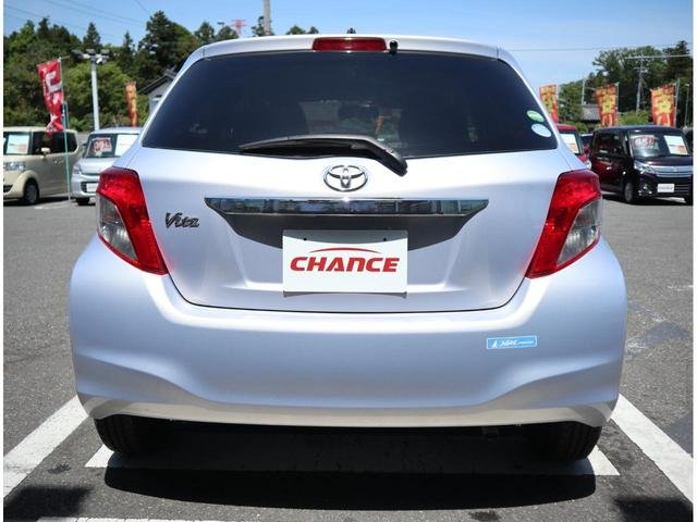 
								TOYOTA VITZ F SMILE EDITION full									