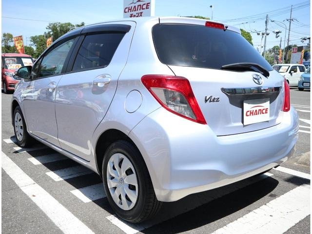 
								TOYOTA VITZ F SMILE EDITION full									