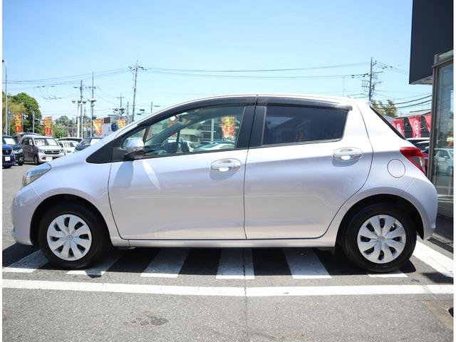 
								TOYOTA VITZ F SMILE EDITION full									