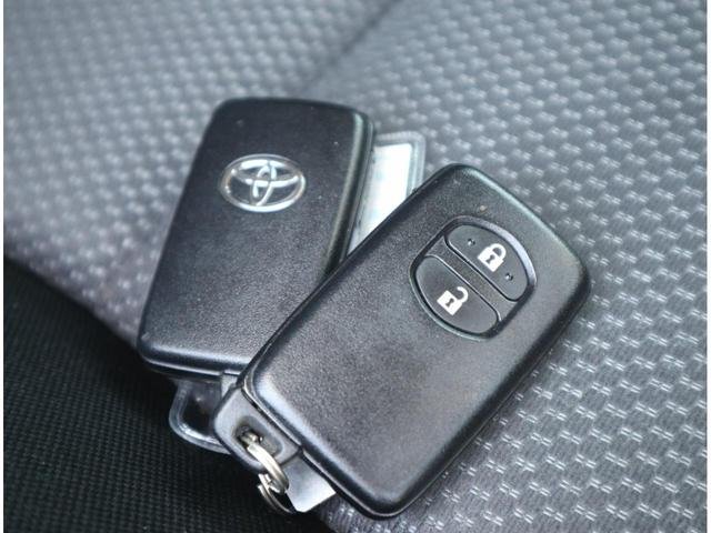 
								TOYOTA VITZ F SMILE EDITION full									