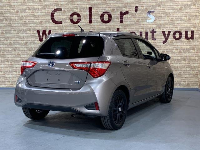 
								TOYOTA VITZ HYBRID U full									