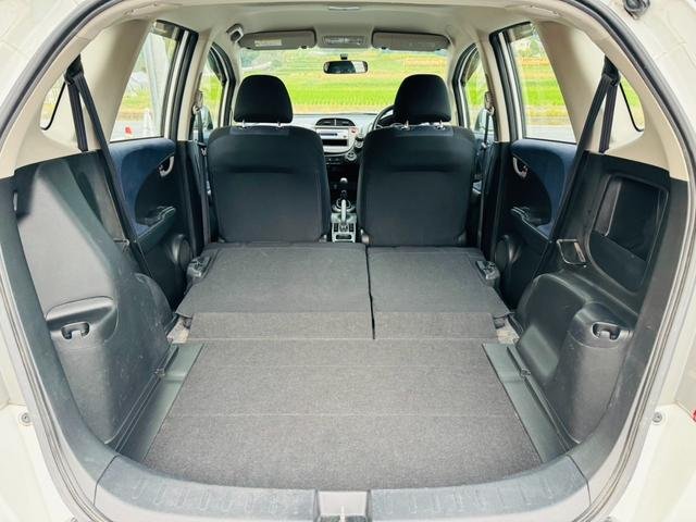 
								HONDA FIT G full									