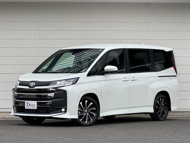 
								TOYOTA NOAH HYBRID full									