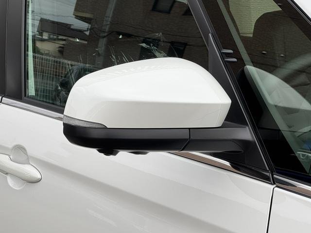 
								TOYOTA NOAH HYBRID full									