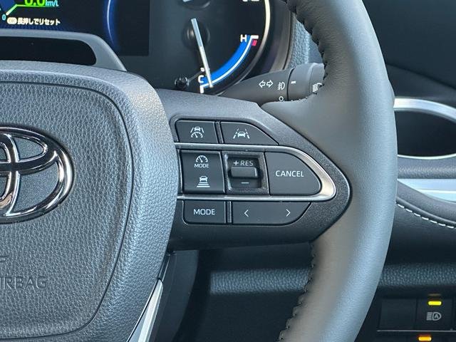 
								TOYOTA NOAH HYBRID full									