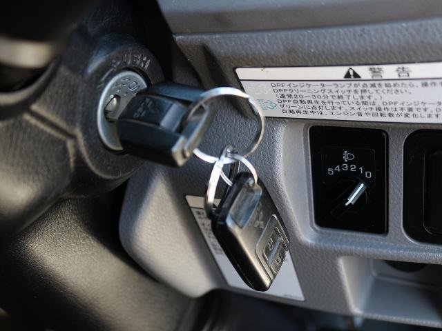 
								TOYOTA full									