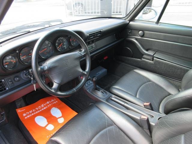 
								PORSCHE 911 full									