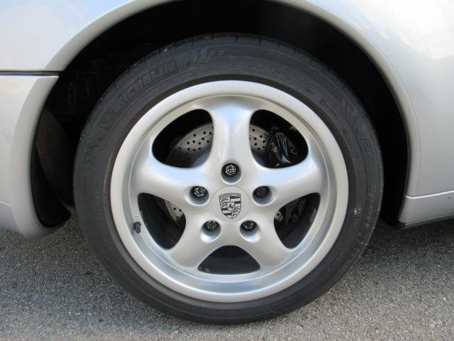 
								PORSCHE 911 full									