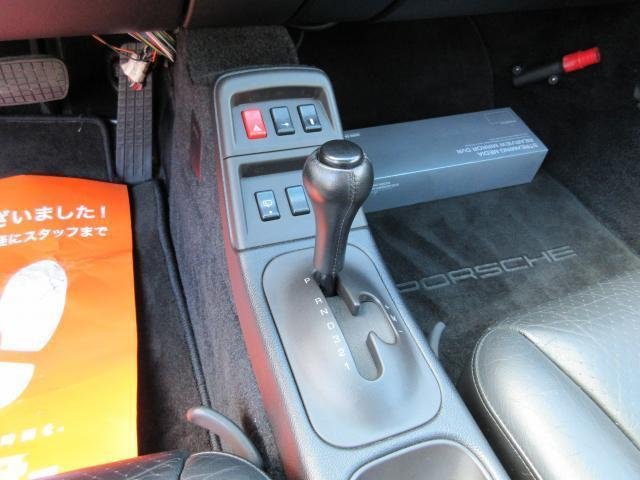 
								PORSCHE 911 full									