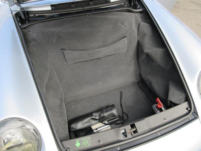
								PORSCHE 911 full									