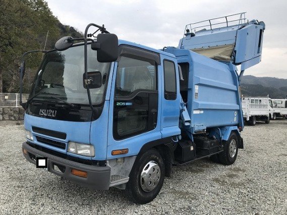 
								ISUZU FORWARD full									