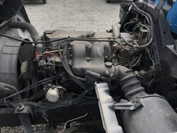 
								ISUZU FORWARD full									