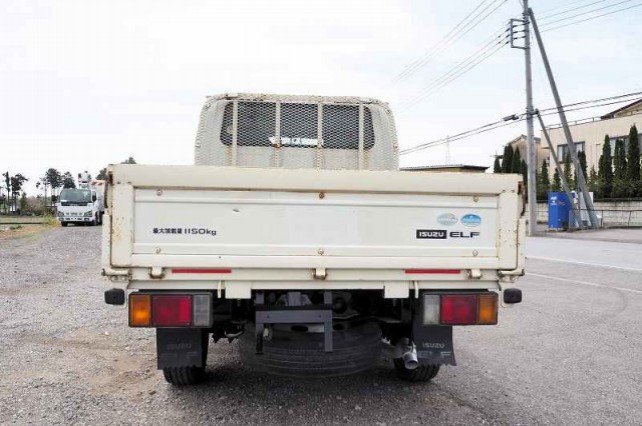 
								ISUZU ELF TRUCK full									