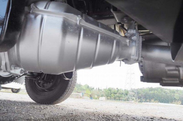 
								ISUZU ELF TRUCK full									