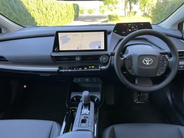 
								TOYOTA PRIUS full									