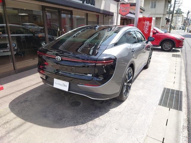 
								TOYOTA CROWN CROSSOVER full									