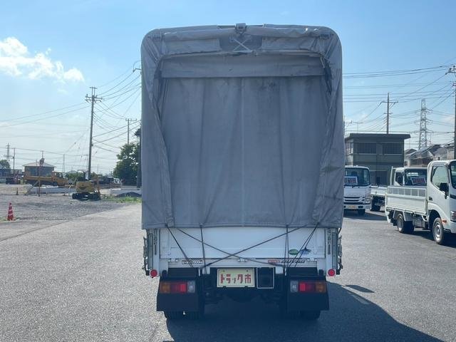
								HINO DUTRO full									