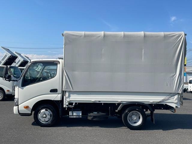 
								HINO DUTRO full									