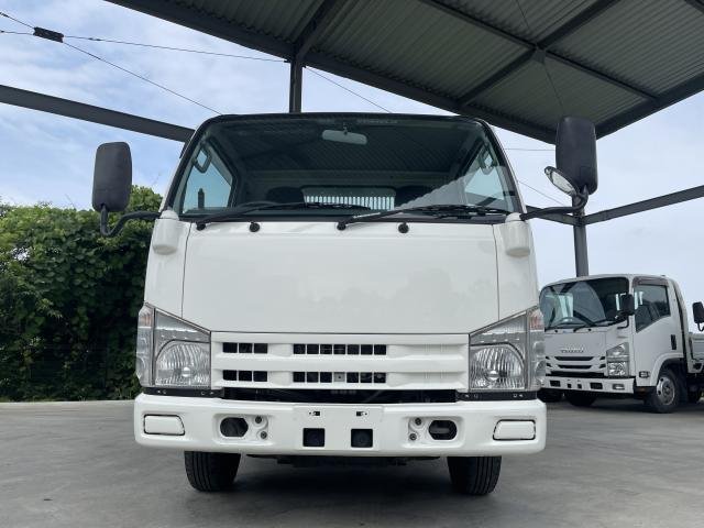 
								ISUZU ELF TRUCK full									