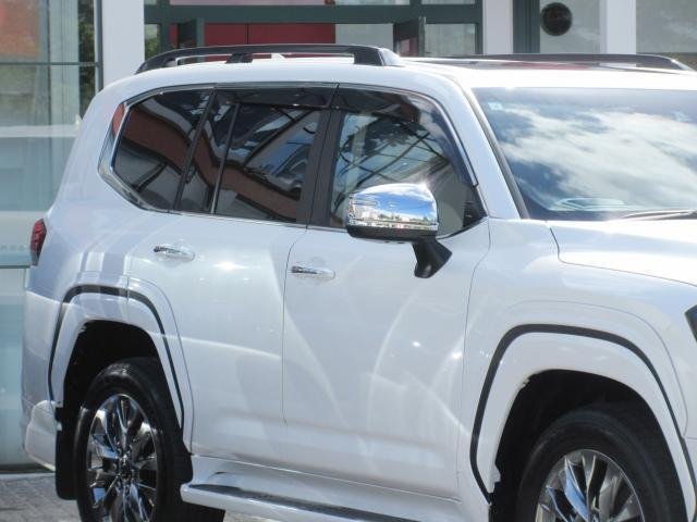 
								TOYOTA LAND CRUISER full									
