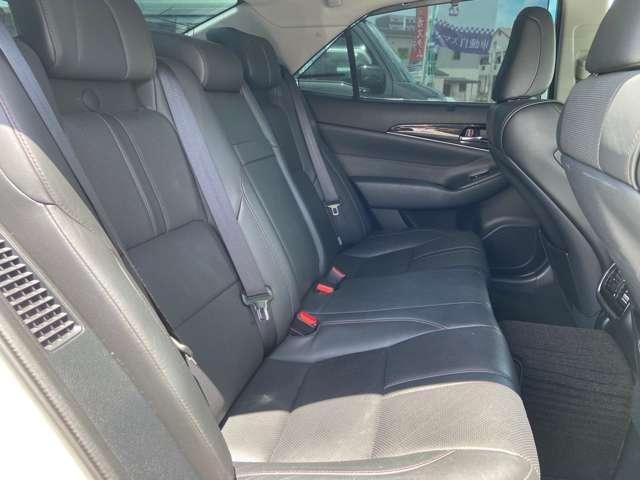 
								TOYOTA CROWN full									
