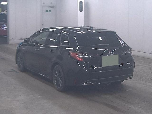 
								TOYOTA COROLLA TOURING full									