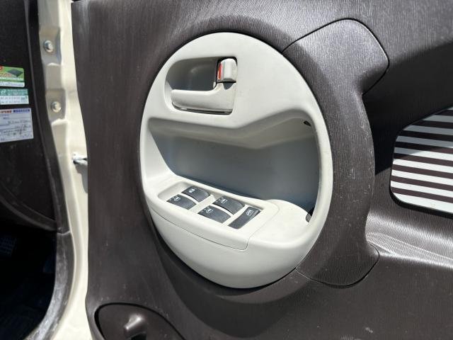 
								TOYOTA PASSO full									