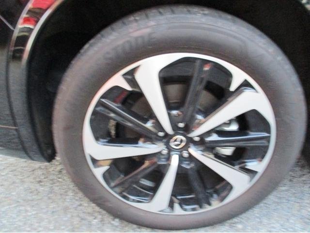 
								MAZDA CX-60 full									
