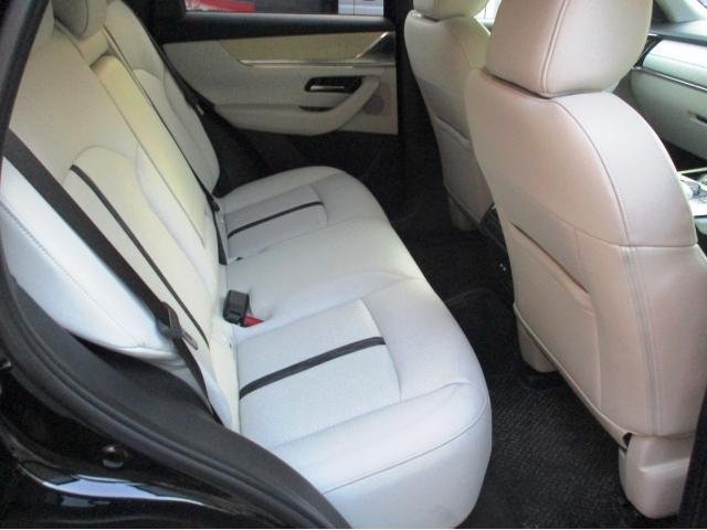 
								MAZDA CX-60 full									