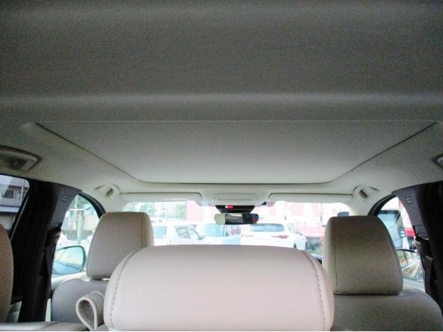 
								MAZDA CX-60 full									