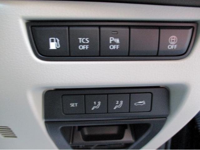 
								MAZDA CX-60 full									