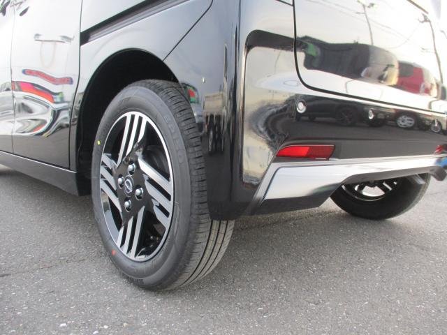 
								NISSAN ROOX full									