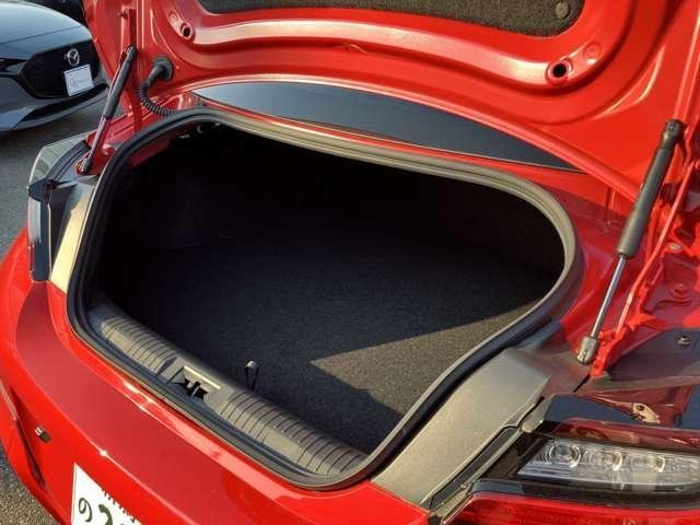 
								TOYOTA GR86 full									