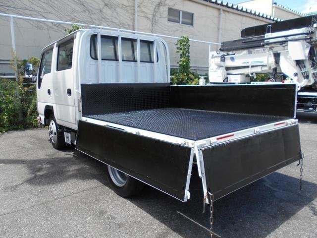 
								ISUZU ELF TRUCK full									