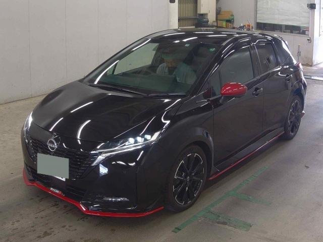 
								NISSAN AURA full									
