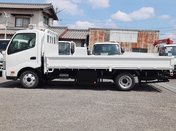 
								HINO DUTRO full									