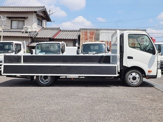 
								HINO DUTRO full									