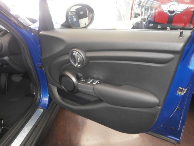 
								MINI full									