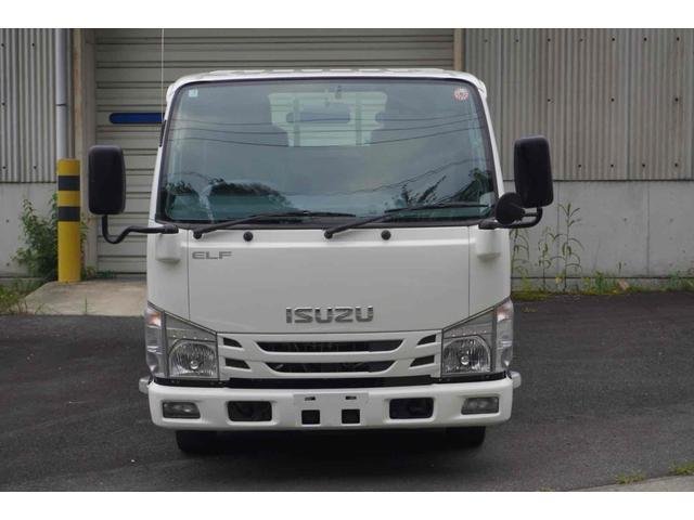 
								ISUZU ELF TRUCK full									