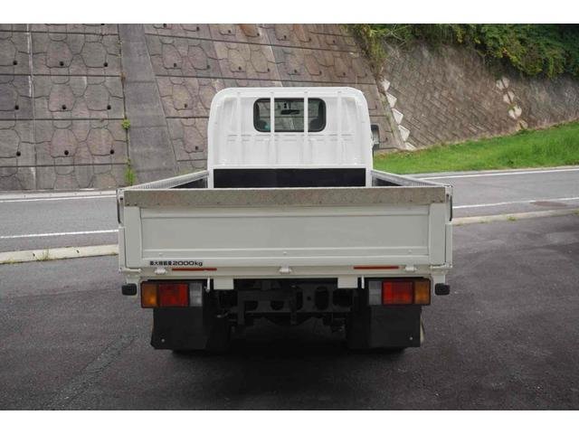 
								ISUZU ELF TRUCK full									