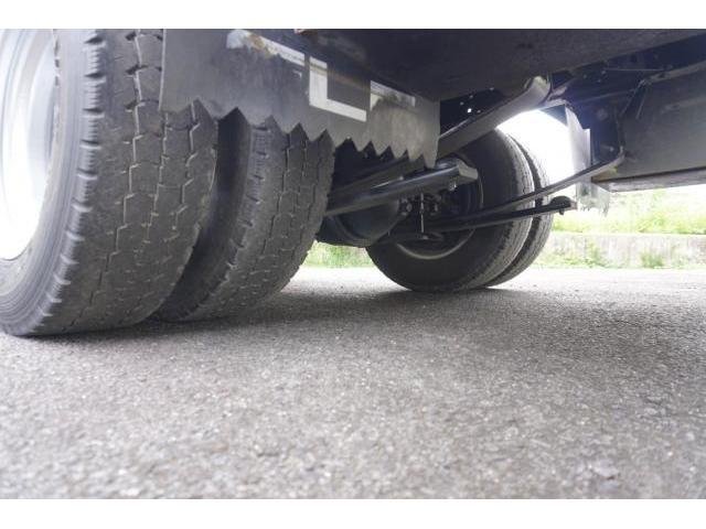 
								ISUZU ELF TRUCK full									