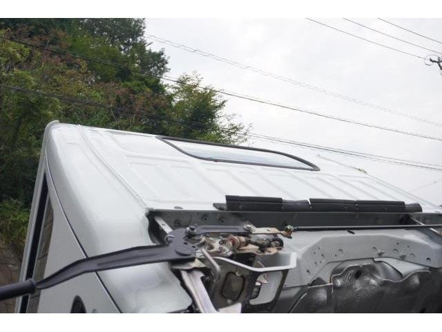
								ISUZU ELF TRUCK full									