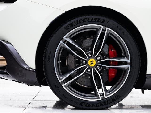 
								FERRARI full									