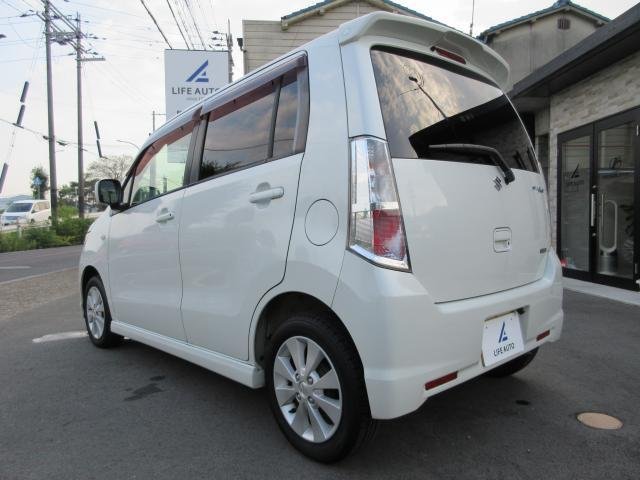 
								SUZUKI WAGON R STINGRAY full									