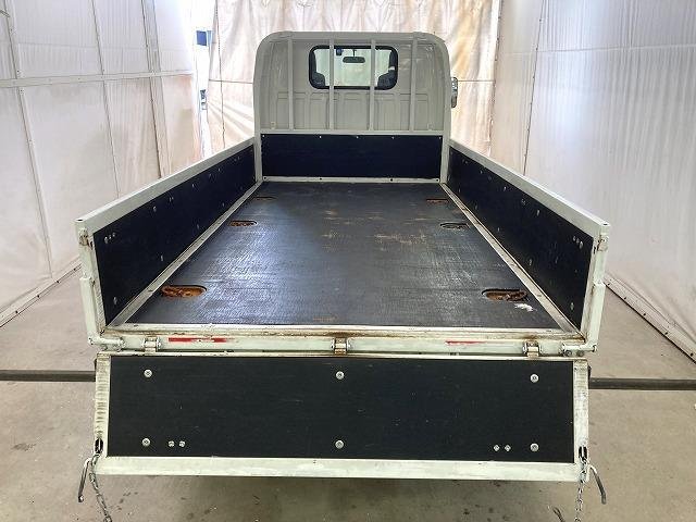 
								MAZDA TITAN TRUCK full									