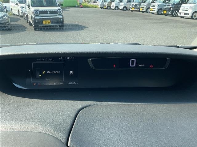 
								NISSAN SERENA full									