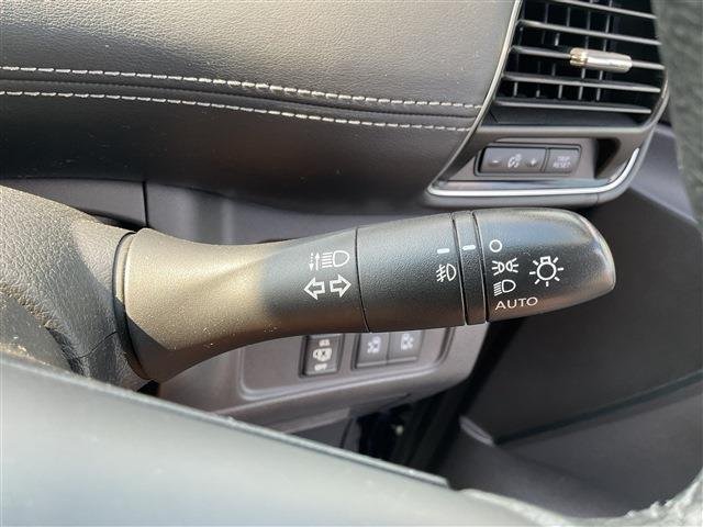 
								NISSAN SERENA full									