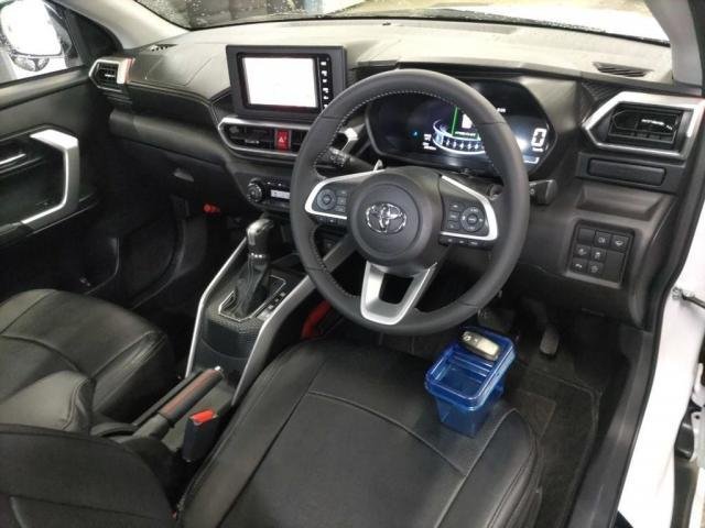 
								TOYOTA RAIZE full									