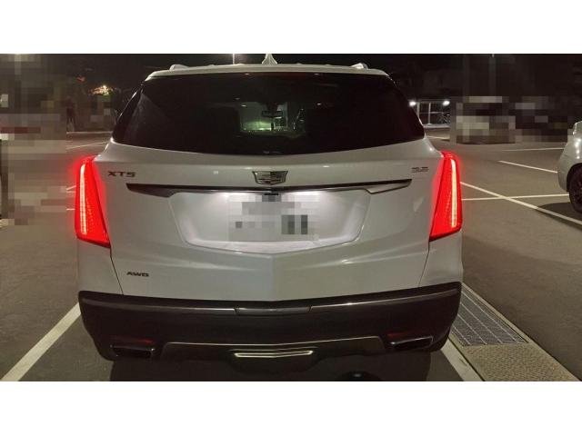 
								CADILLAC full									