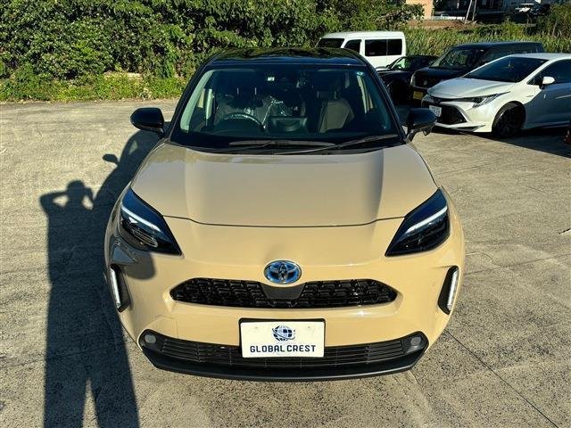 
								TOYOTA YARIS CROSS full									
